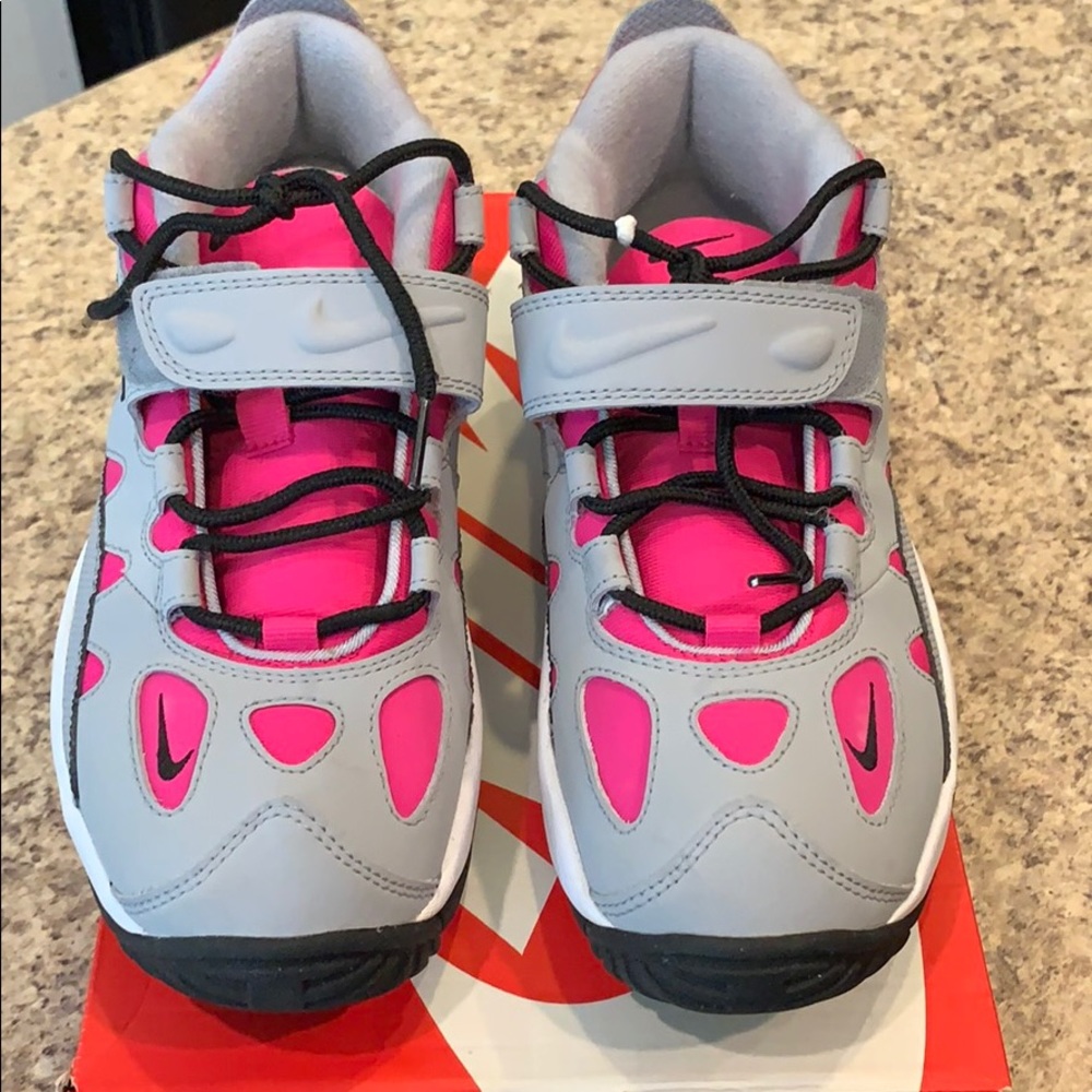 Nike air turf raider